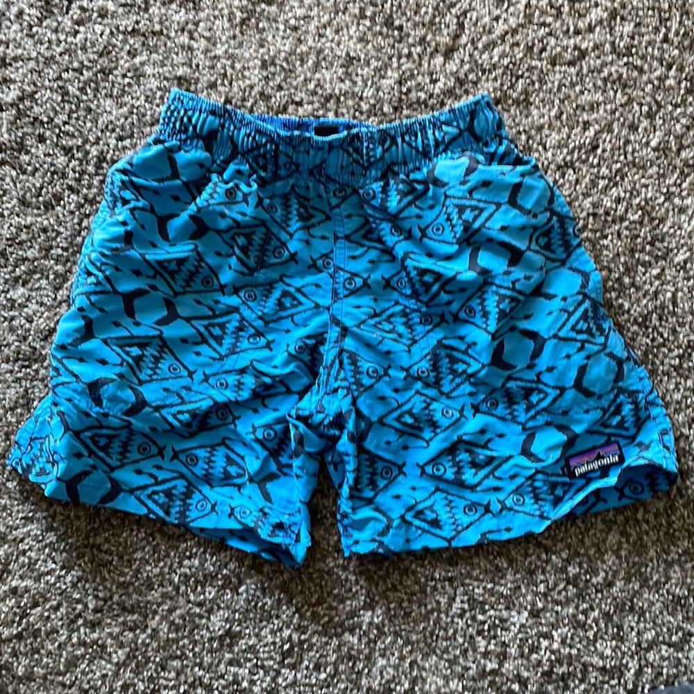 Patagonia boys baggies, swim trunks size xs. Blue with fish